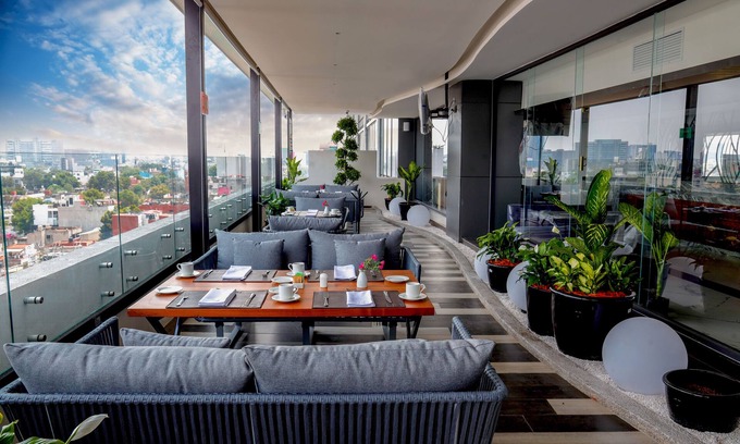 Escandon I Seccion Hotel | Elegant HS HOTSSON Long Stay in Vibrant CDMX Condesa