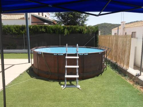 San Nicolas del Puerto House | Relax at Huéznar Rural: Family-Friendly Getaway Awaits!