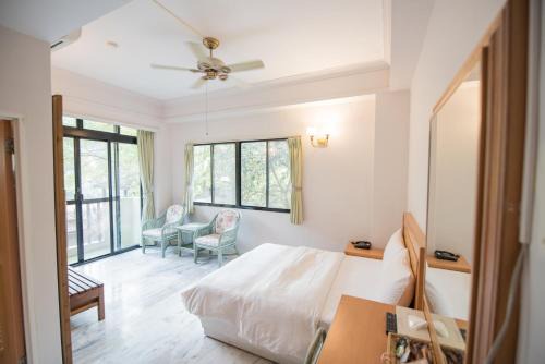 Taian Hotel | Relax at Hu Shan Hot Spring Hotel with Family-Friendly Amenities