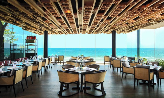 Hua Hin Hotel | Experience Luxury at Hua Hin Marriott Resort & Spa