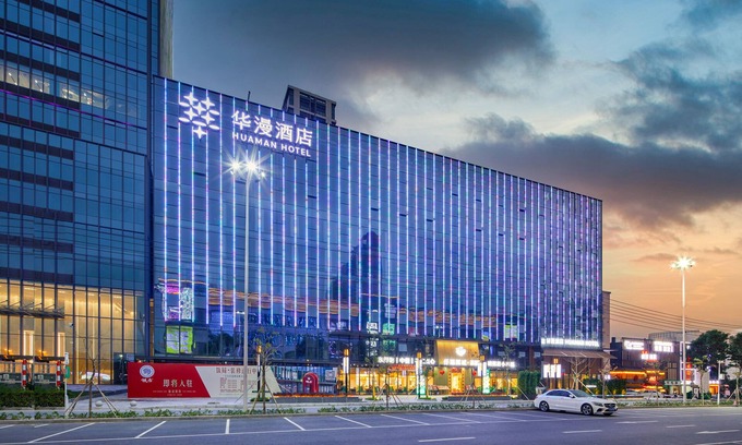 Miaolingjiuwei Hotel | Discover HuaMan Hotel DongGuan TangXia - Family-Friendly Stay