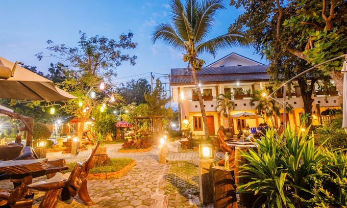 Pa Sak Hotel | Budget-Friendly Huandalha Resort Lumphun with Breakfast