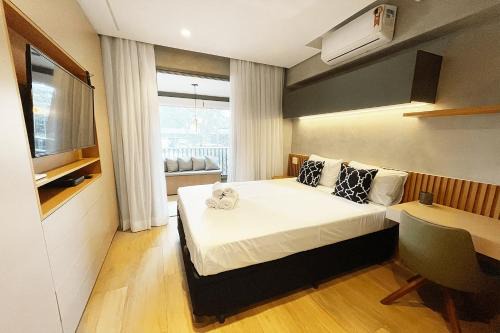 Sao Paulo Apartment | Inviting Hub Vila Madalena - Studios with Pool & Breakfast