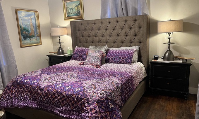 Amarillo House | Highly Rated Hubbell Duplex "Side B" on Historic Route 66