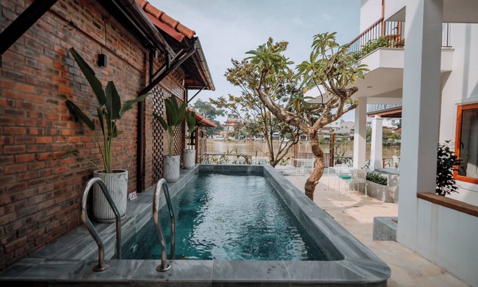 Hue City Centre House | Budget-Friendly Hue Riverside Villa with Pool & Dining
