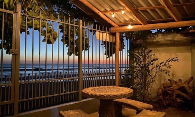 Carazo House | Relaxing Oceanfront Retreat with Spa & Breakfast Included