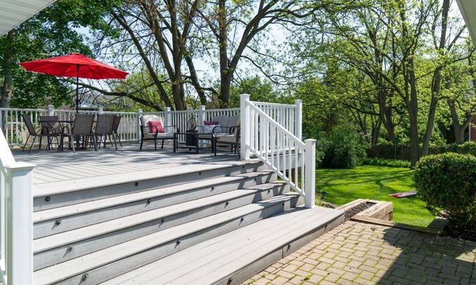 Lake Geneva House | Huemanns Haven: Oceanfront Retreat with Family-Friendly Amenities