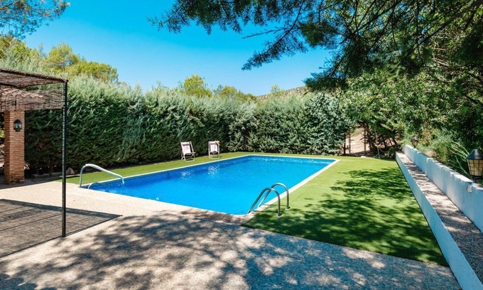 Villacarrillo Villa | Relaxing Retreat at Huerta José Miguel Mogón with Spa & Pool