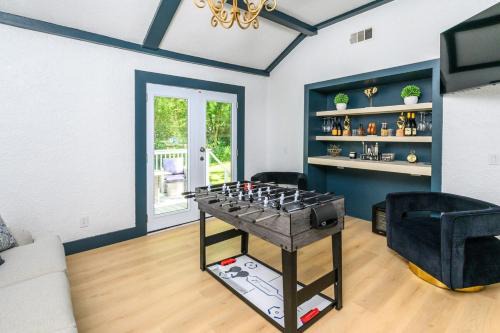 Bessemer House | Hueytown Haven nearby Alabama Splash Adventure