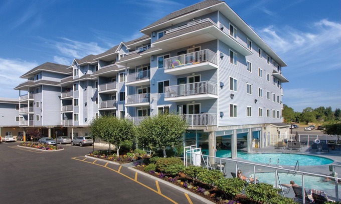 Birch Bay Condo | Spacious 3-Bedroom Penthouse with Scenic Views in Birch Bay