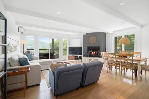Mont-Tremblant Apartment | Inviting 3 Bedroom Condo with Scenic Views and Family-Friendly Amenities