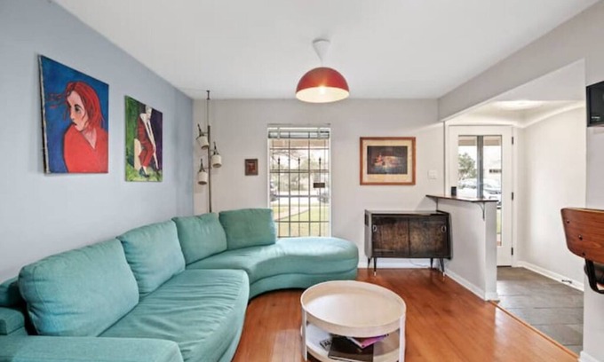Foster Heights Villa | Huge 3 Home Property - Walk to Downtown!