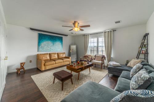 Jersey City Apartment | Family-Friendly Oasis Close to Manhattan - 4 Star Rating