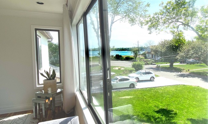 Stamford House | Spacious Waterfront Home with Ocean View, Steps to Beach