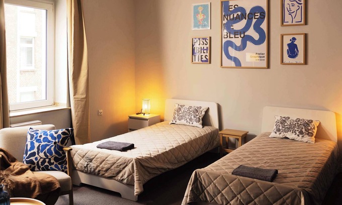 Laar Apartment | Spacious Apartment with Sauna & Free Parking - 10/10 Rated