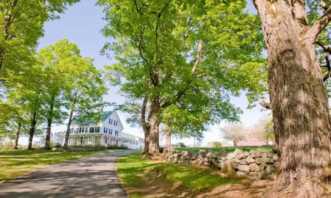 Parsonsfield Other | Huge Farmhouse in the heart of Southern Maine - Close to Mountains and lakes!