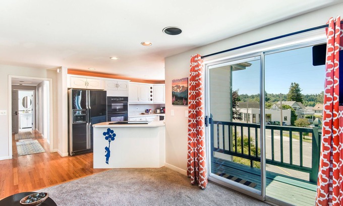 Green Lake House | Spacious Home Steps from Green Lake with Pool & Breakfast