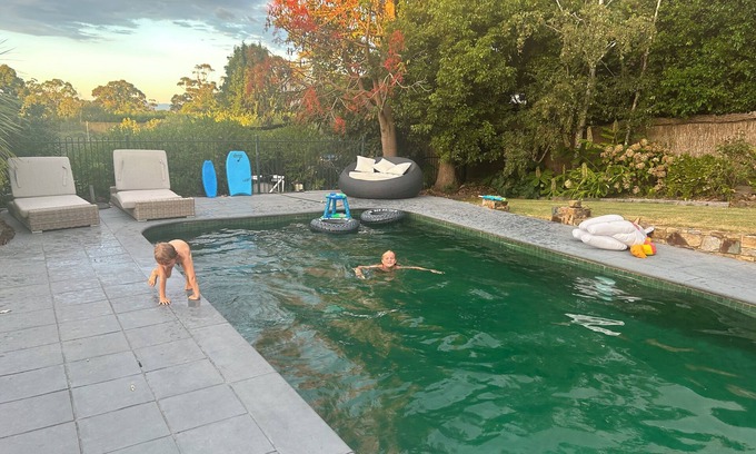 Mount Eliza House | Huge three-level house with commanding views of the water. Pool and tennis court