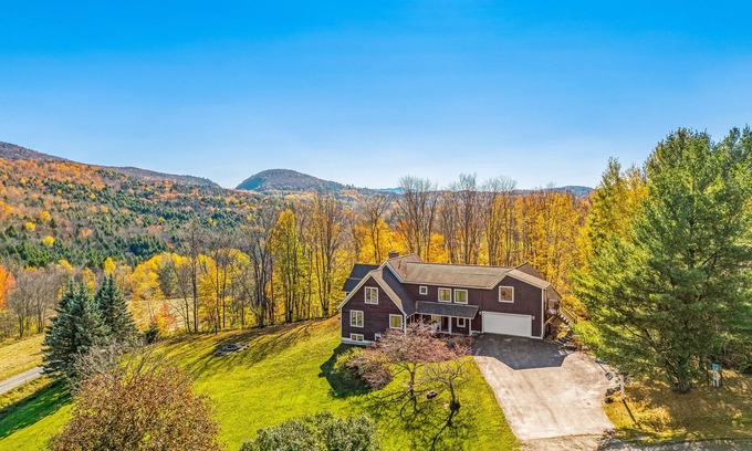 Waterbury Center House | Cozy Waterbury Home with Views, Sauna & Spa Amenities
