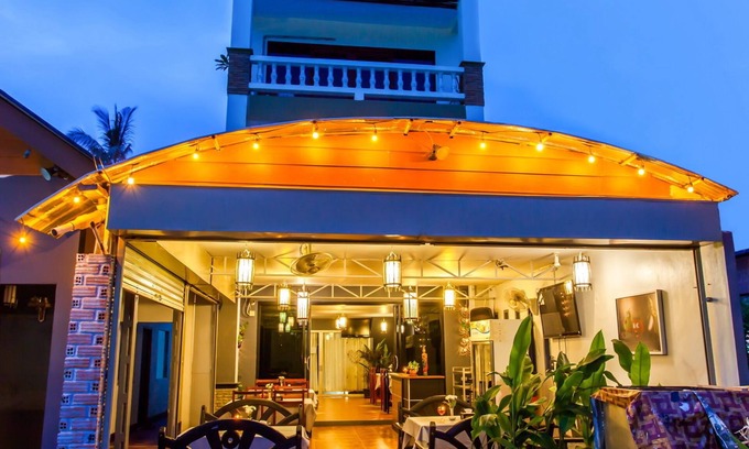 Ko Lanta House | Exceptional Hugs Guesthouse: Top-Rated with Breakfast & Kitchen
