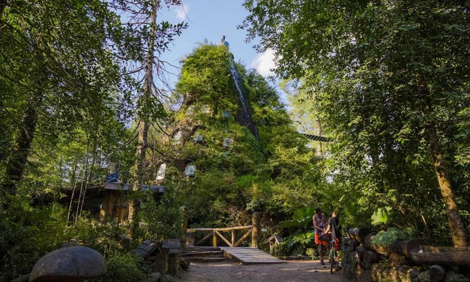 Neltume Cabin | Enchanting Huilo Huilo Montaña Mágica with Spa & Pools