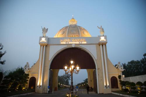 Raipur Hotel | Discover Comfort at Hukam's Lalit Mahal with Family-Friendly Amenities