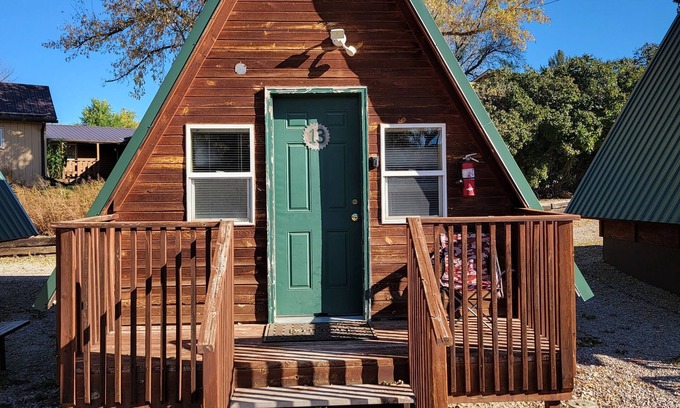 Hulett Hotel | Cozy Hulett Motel with Breakfast and Family-Friendly Amenities