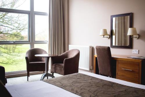 Little Coates Hotel | Quality Stay at Humber Royal Hotel with Family-Friendly Amenities