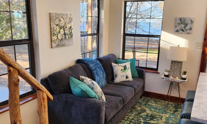 Cayuga Cabin | Lakefront Hummingbird Cottage with Family & Pet Amenities