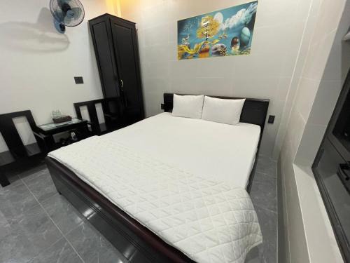 Dong Hoi Hotel | Budget-Friendly Hung Thinh Motel: Rated 9.1/10 & Family-Safe