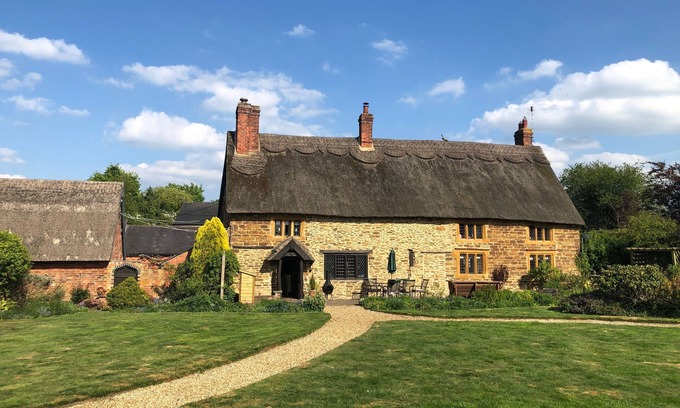 Kilsby Bed & Breakfast | Exceptional Comfort at Hunt House Quarters with Breakfast