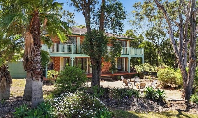 Lovedale House | Hunter Homestead - Affordable accommodation in a prime Lovedale location