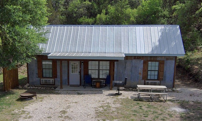 Concan Cabin | Explore Hunter's Ridge Cabins - Guest Rated 9.8/10