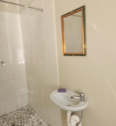 Mahikeng House | Budget-Friendly Hunters Nest Guest House in Mafikeng