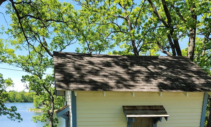 Vergas House | Inviting Casita on Loon Lake - Dog Friendly Retreat!