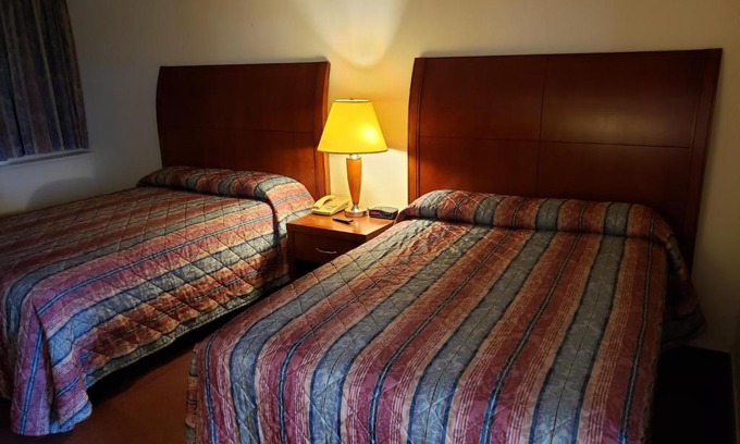 Huntingdon Hotel | Pet-Friendly Comfort at Huntingdon Motor Inn Awaits You