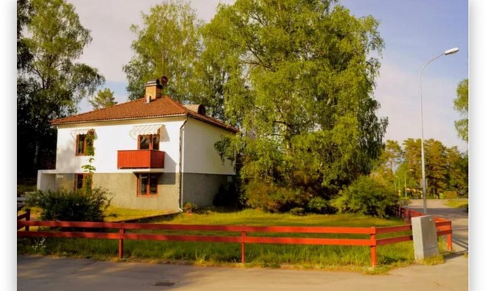 Fagelfors House | Family-Friendly Retreat at Hus Björk: Tranquil Getaway