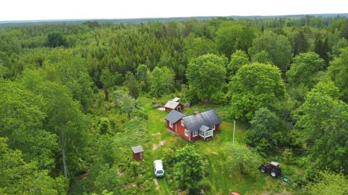 Morlunda House | Hus Hällemåla