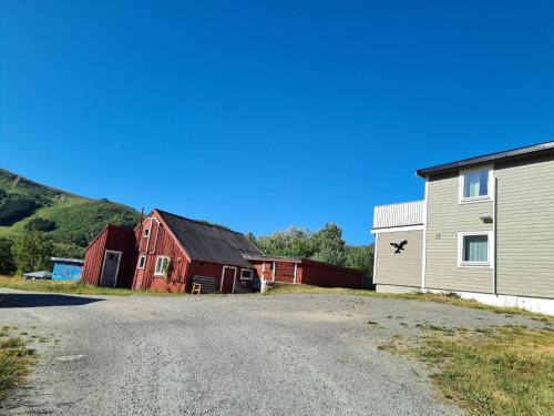 Stamsund House | Discover Hus i vakre Lofoten: Family-Friendly Retreat