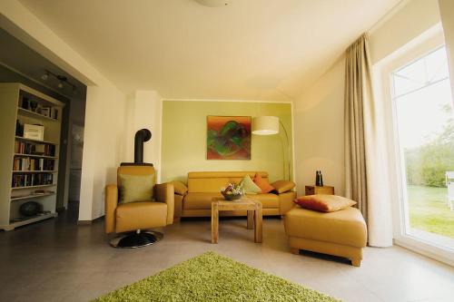 Born auf dem Darss House | Hus MiGa: A 4-Star Haven for Families and Pet Lovers