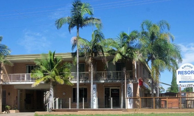 Huskisson Resort | Relax at Huskisson Bayside Resort with Oceanfront Amenities