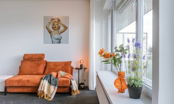 South Antwerp Apartment | Cozy Apartment in Antwerp with Scenic Scheldt River Views
