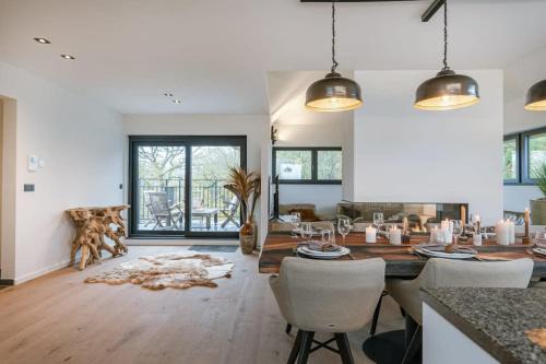 Beernem Apartment | Stylish Apartment with Parking and Family-Friendly Amenities