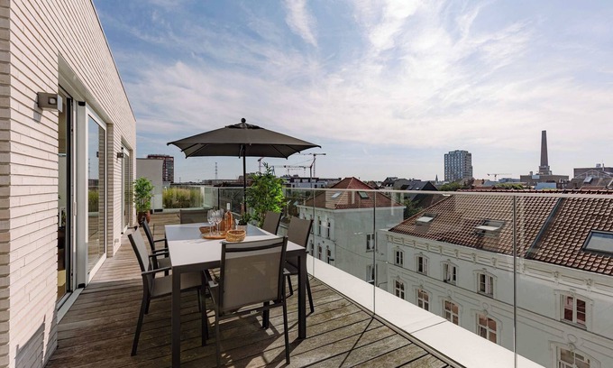 Heilig Kerst Apartment | Huswell - Spacious apartment in Ghent with big terrace