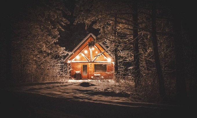 Conway Ski Chalet | Cozy Huttopia Chalets - Family Retreat in the White Mountains