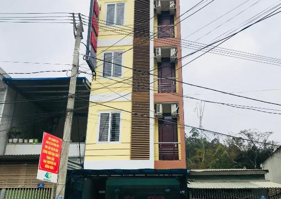 Dong Van Hotel | Comfortable Huy Hoàng Hotel with Family-Friendly Amenities