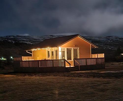 Holmavik Cabin | Hvammur 2 Bjarg: Private Hot Tub & Perfect Guest Rating
