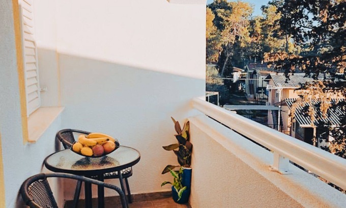 Vrboska Apartment | Indulge at Hvar Spa & Apartments - Rated 9/10, Family-Friendly
