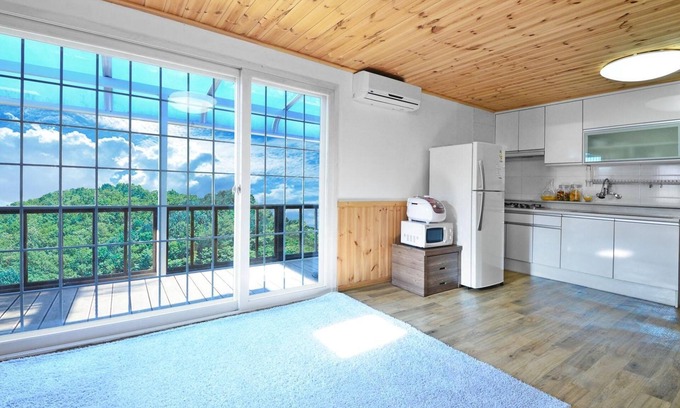Hwacheon House | Discover Hwacheon Turkey Valley: Family-Friendly Retreat