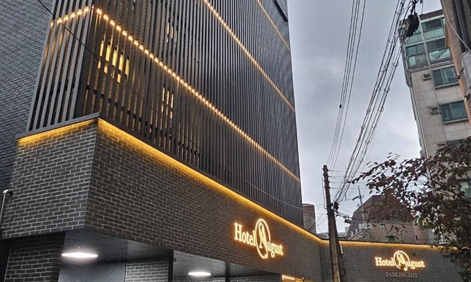 Hwagok-dong Hotel | Hwagok August